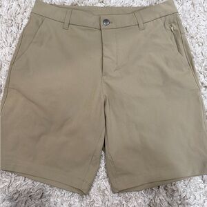 lululemon athletica Men's Khaki Flat Front Shorts